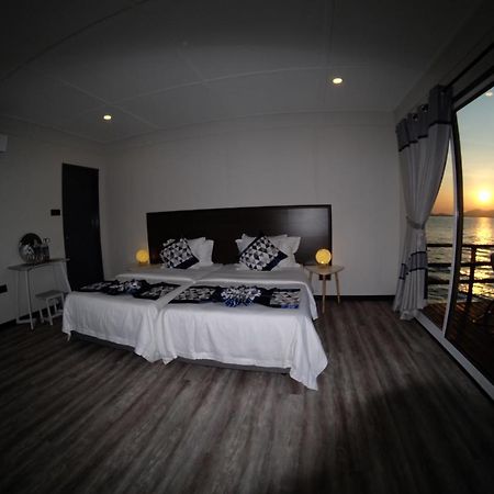 מלון סמפורנה Shun Shun Water Bungalows מראה חיצוני תמונה